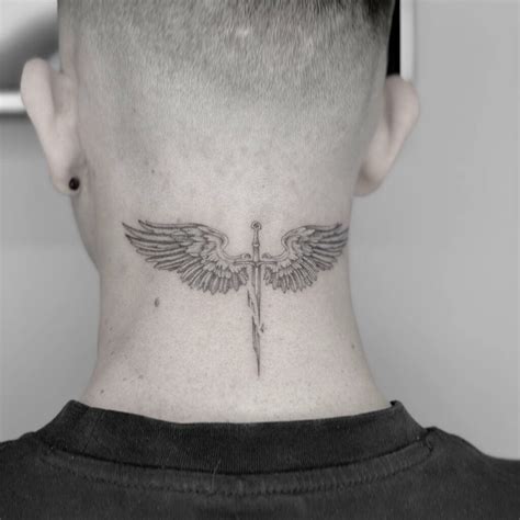 7 Ways To Style A Back Neck Tattoo Male