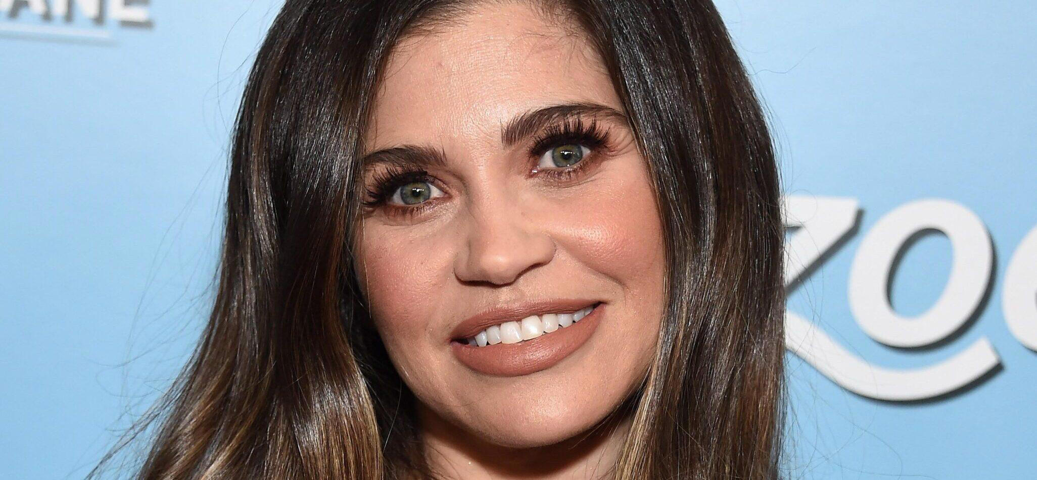 Danielle Fishel Says Girl Meets World Wasn T The Reunion Fans Think