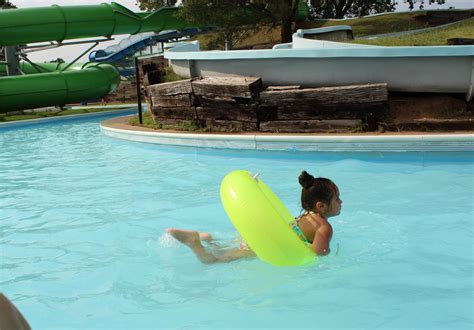 Enjoy Painting My Nake Body With Dragon Fruit Fun On Paradise Beach Enjoy Painting My Nake Body With Dragon Fruit Fun On Paradise Beach