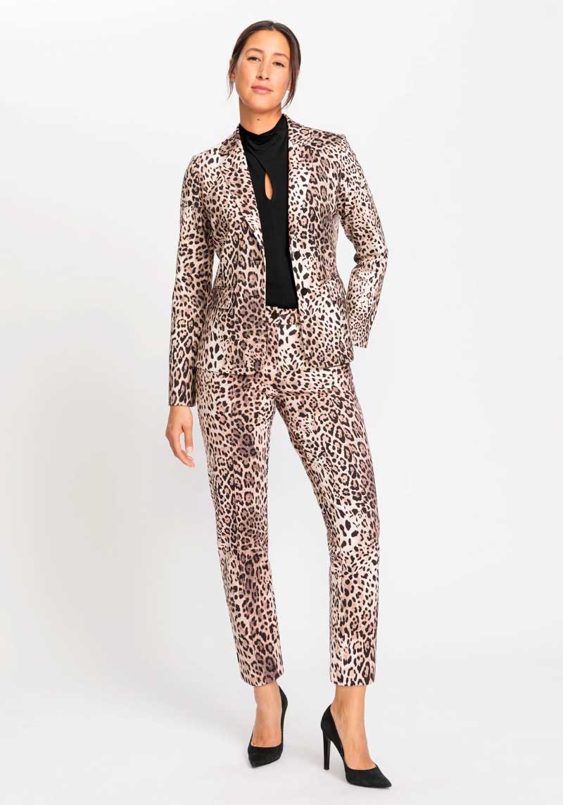 Every Fashionista Must Have A Ruched Dress In Her Wardrobe A Short