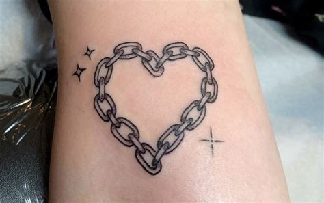 Heart Chain Tattoo Designs Design Talk