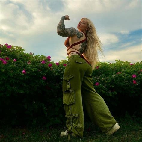 Pin De Billy Phillips Em New Model Ator De Cinema Modelos Fitness Ator