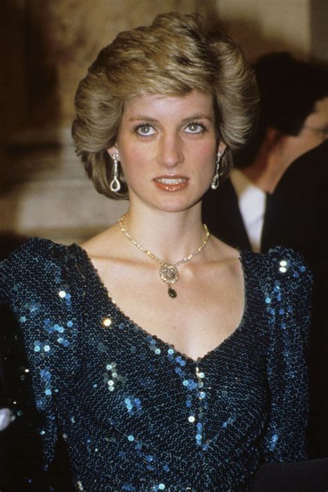 Princess Diana Amp 39 S Most Memorable Hairstyles Through The Years See Her