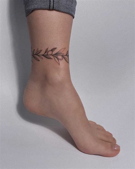 Romantic And Elegant Ankle Bracelet Tattoo Designs Cultura Colectiva